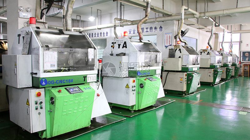 CNC加工中心数控系统安装：关键步骤与注意事项